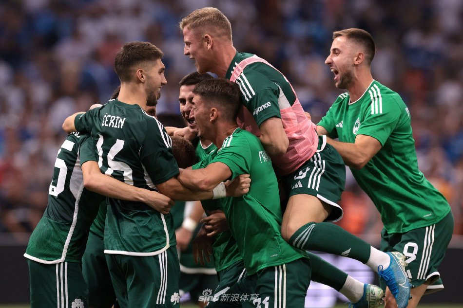 虽然在比赛 虽然在比赛