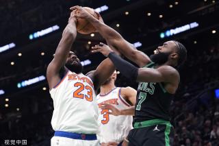 球队敲响警 球队敲响警