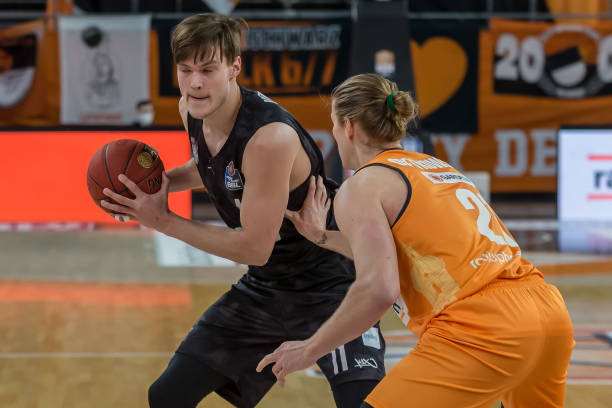 压进攻和渗 压进攻和渗