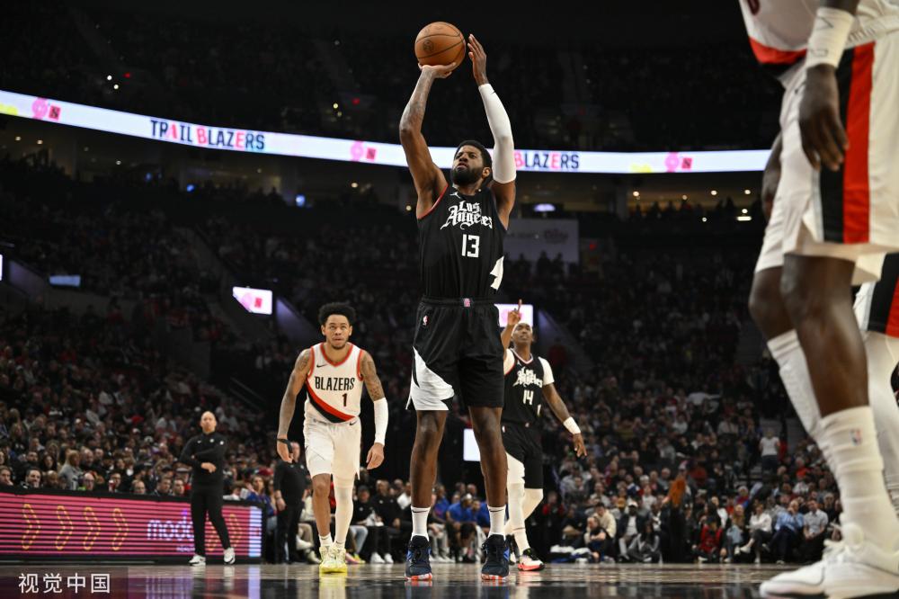 令人瞩目 令人瞩目