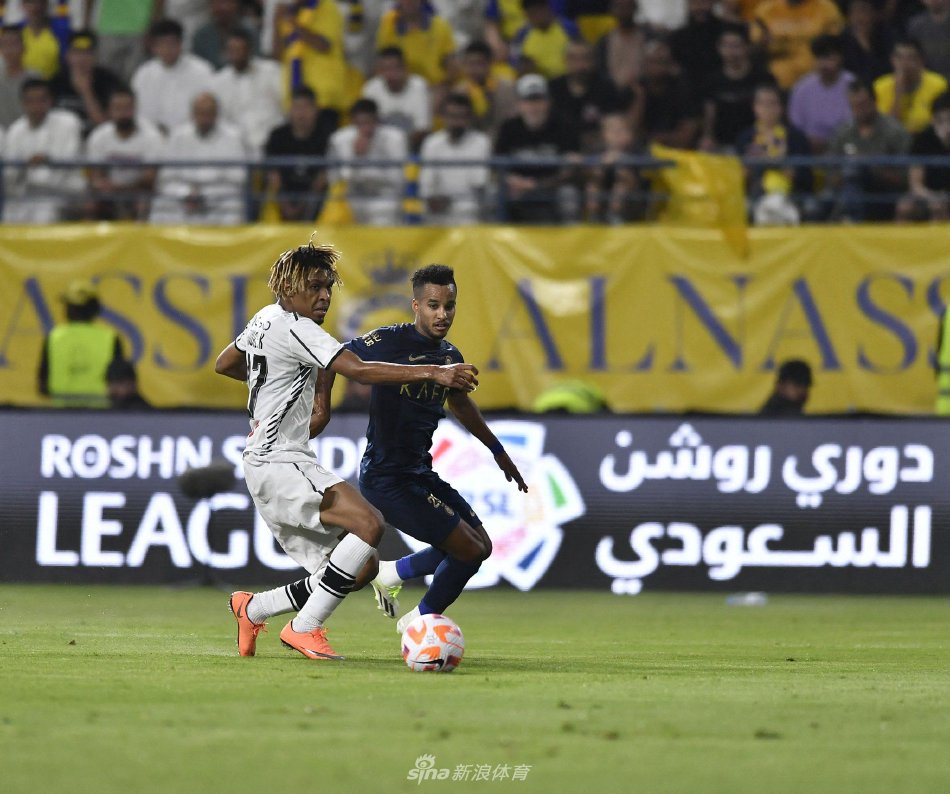 在远藤航效 在远藤航效